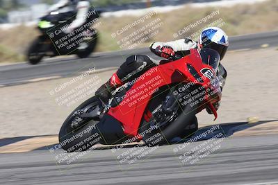media/Oct-13-2025-Moto Forza (Mon) [[a66d839500]]/2-A Group/Session 3 (Turn 16)/